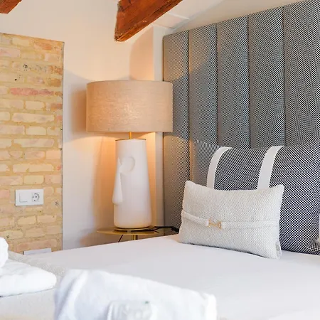 Torres De Serranos - Ttdssa Vlc Apartman Valencia